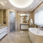 Design of a bathroom in a country house. Photo 