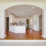 Plasterboard arch in the kitchen interior