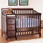 how to choose a crib for a newborn