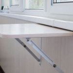 picture of a folding bar counter