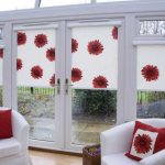 Curtains with flowers in the interior 2022: TOP-80 best design ideas with photos