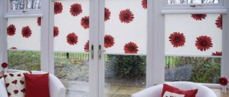 Curtains with flowers in the interior 2022: TOP-80 best design ideas with photos