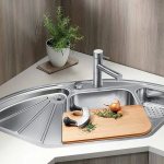 Stainless steel corner sink